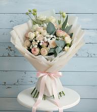 Букет цветов из:  Розы и Лизиантусы #REPLACE_PRED# Гидроторфе