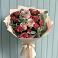 Букет цветов из: Гвоздики и Розы в Гидроторфе