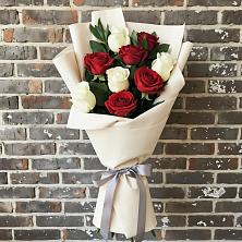 Букет цветов из:  Розы в Гидроторфе