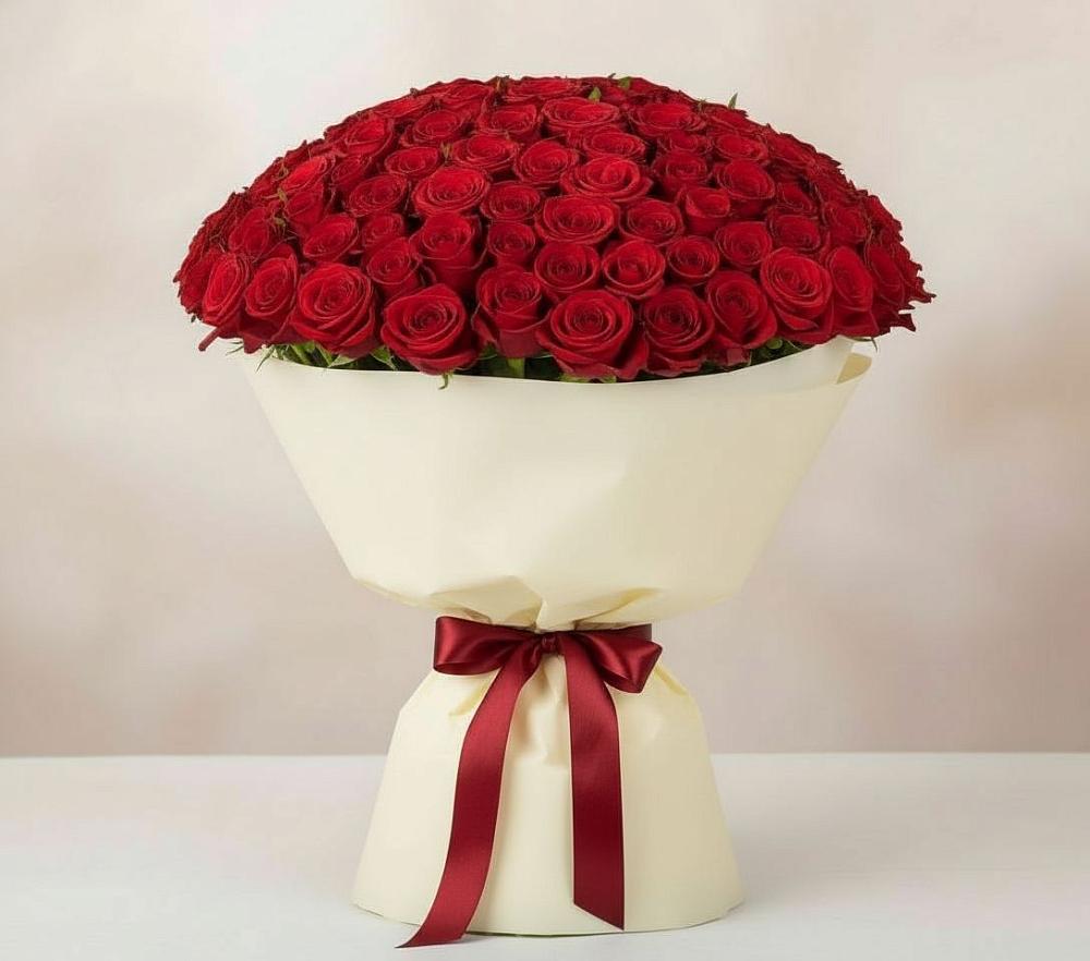 Букет 101 Красная роза Милано в Гидроторфе