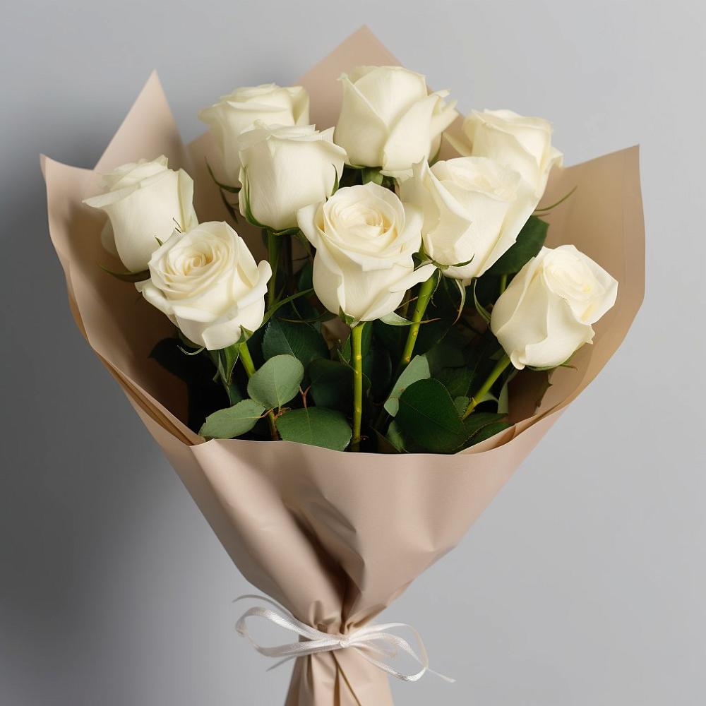 Букет 9 Белых роз Эдлесс Лав в Гидроторфе