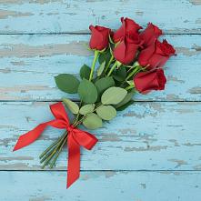 Букет Красные розы в Гидроторфе