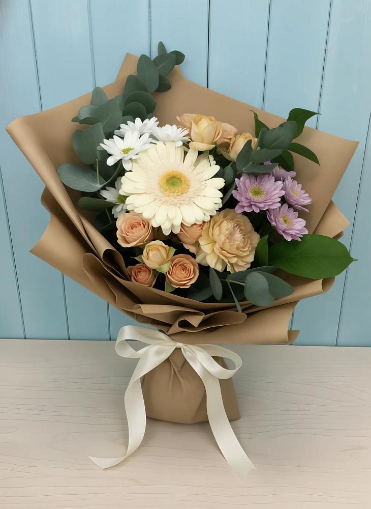 Букет цветов из: Герберы и Хризантемы в Гидроторфе
