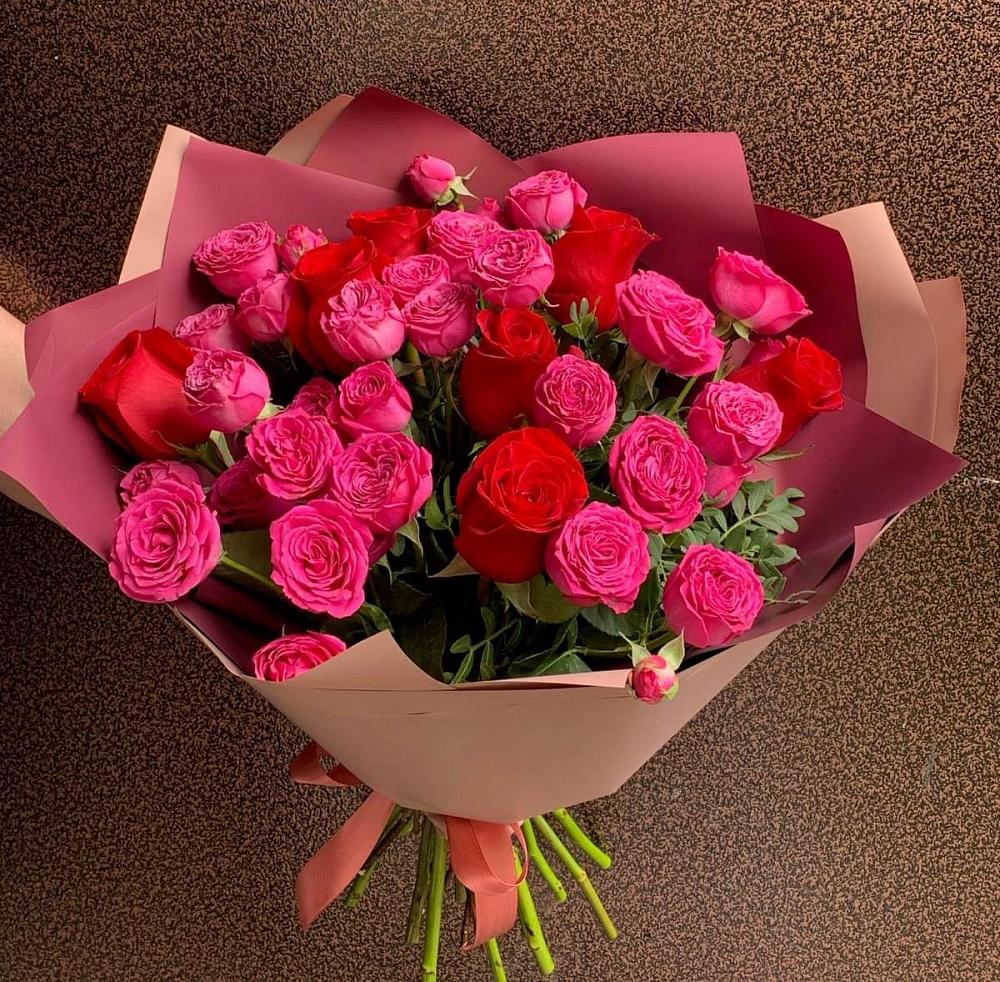 Букет В объятьях нежности в Гидроторфе