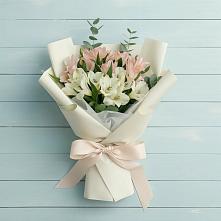 Букет цветов из:  Альстромерии #REPLACE_PRED# Гидроторфе