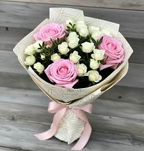 Букет цветов из:  Розы в Гидроторфе