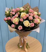 Букет цветов из:  Розы в Гидроторфе