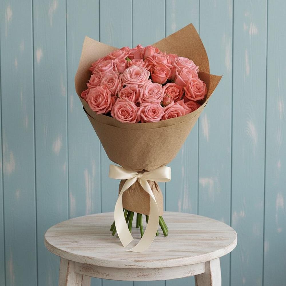 Букет цветов из: Розы в Гидроторфе